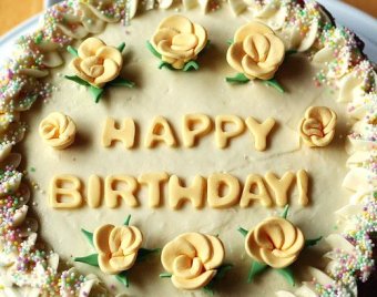 happy birthday-cake-freakgirl-CC